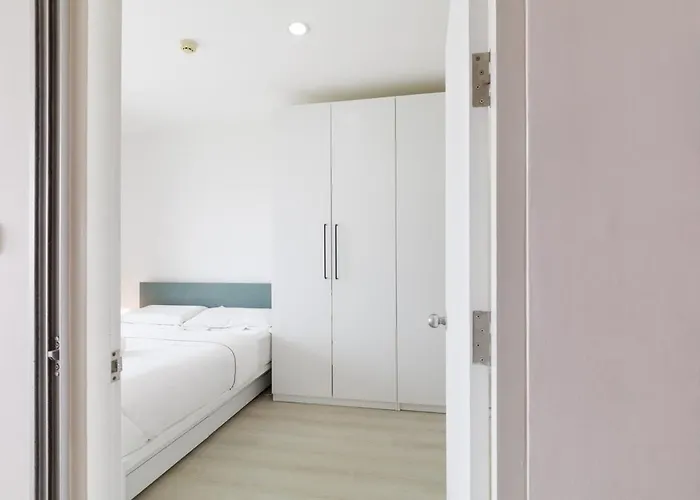 Downtown Spacious Luxury Bkk- 5 Mins Bts! Apartment Bangkok