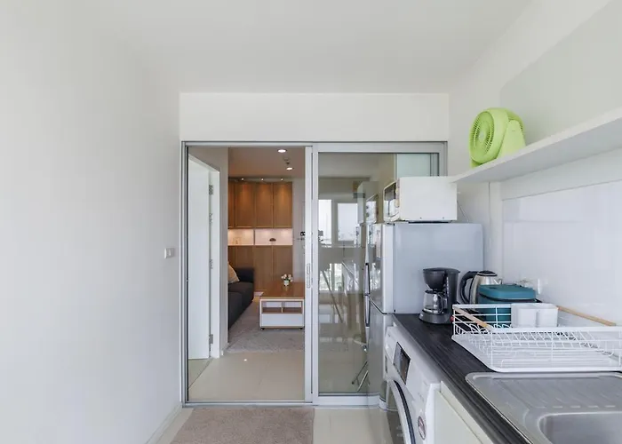 Downtown Spacious Luxury Bkk- 5 Mins Bts!
