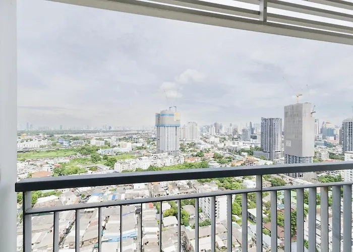 Downtown Spacious Luxury Bkk- 5 Mins Bts! Apartment