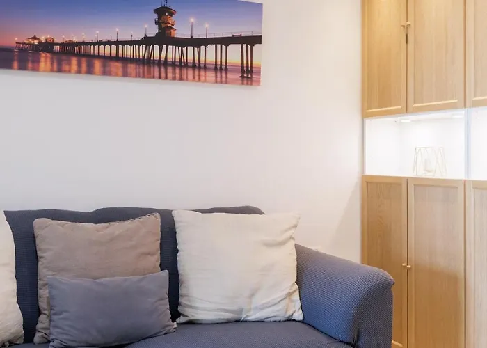 Downtown Spacious Luxury Bkk- 5 Mins Bts! Apartment