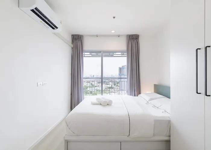 Apartment Downtown Spacious Luxury Bkk- 5 Mins Bts! *