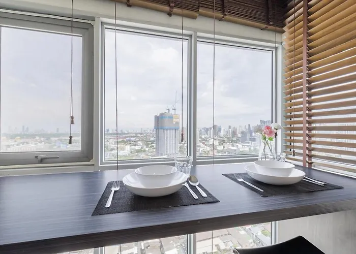 Downtown Spacious Luxury Bkk- 5 Mins Bts! * Bangkok