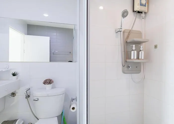 Downtown Spacious Luxury Bkk- 5 Mins Bts! Bangkok