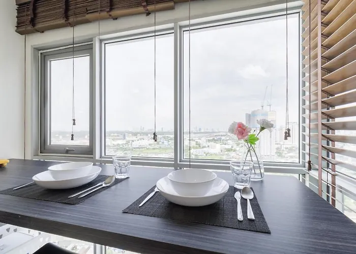 Apartment Downtown Spacious Luxury Bkk- 5 Mins Bts! Bangkok